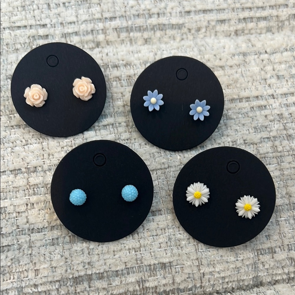 Floral Kids Earrings Set -â Cream, Blue, White